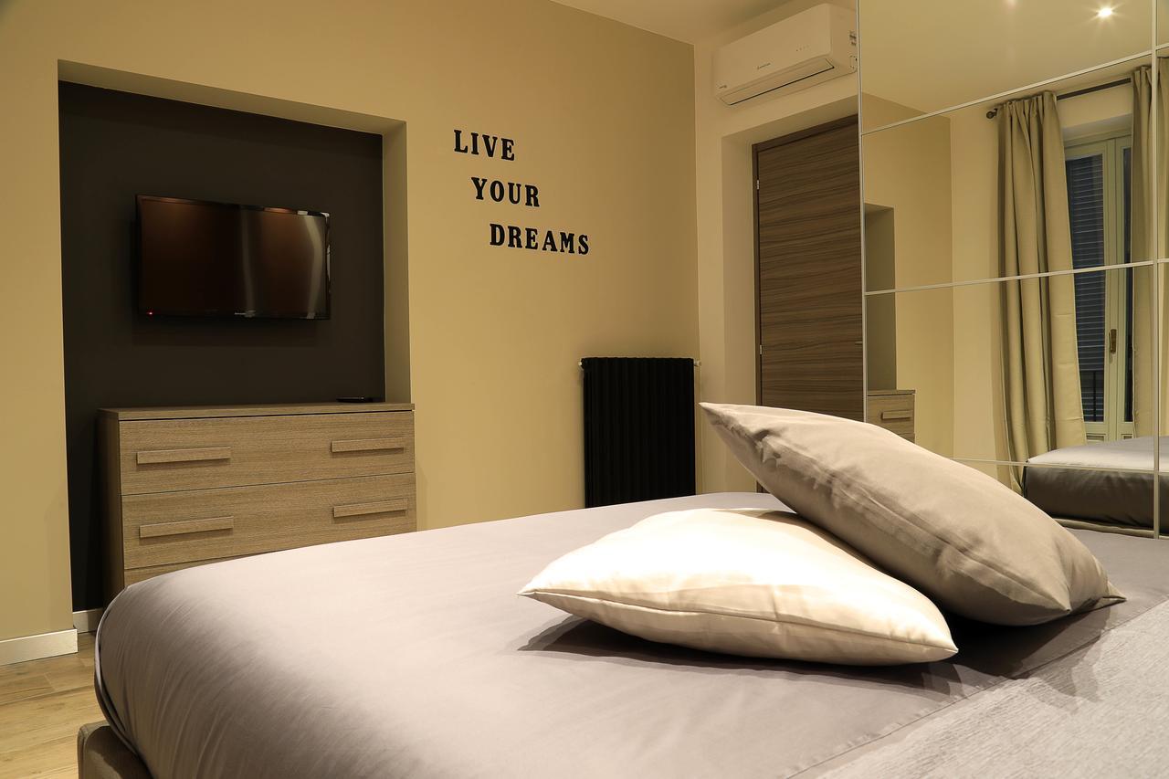 Sforza Apartment Near Duomo ميلان المظهر الخارجي الصورة